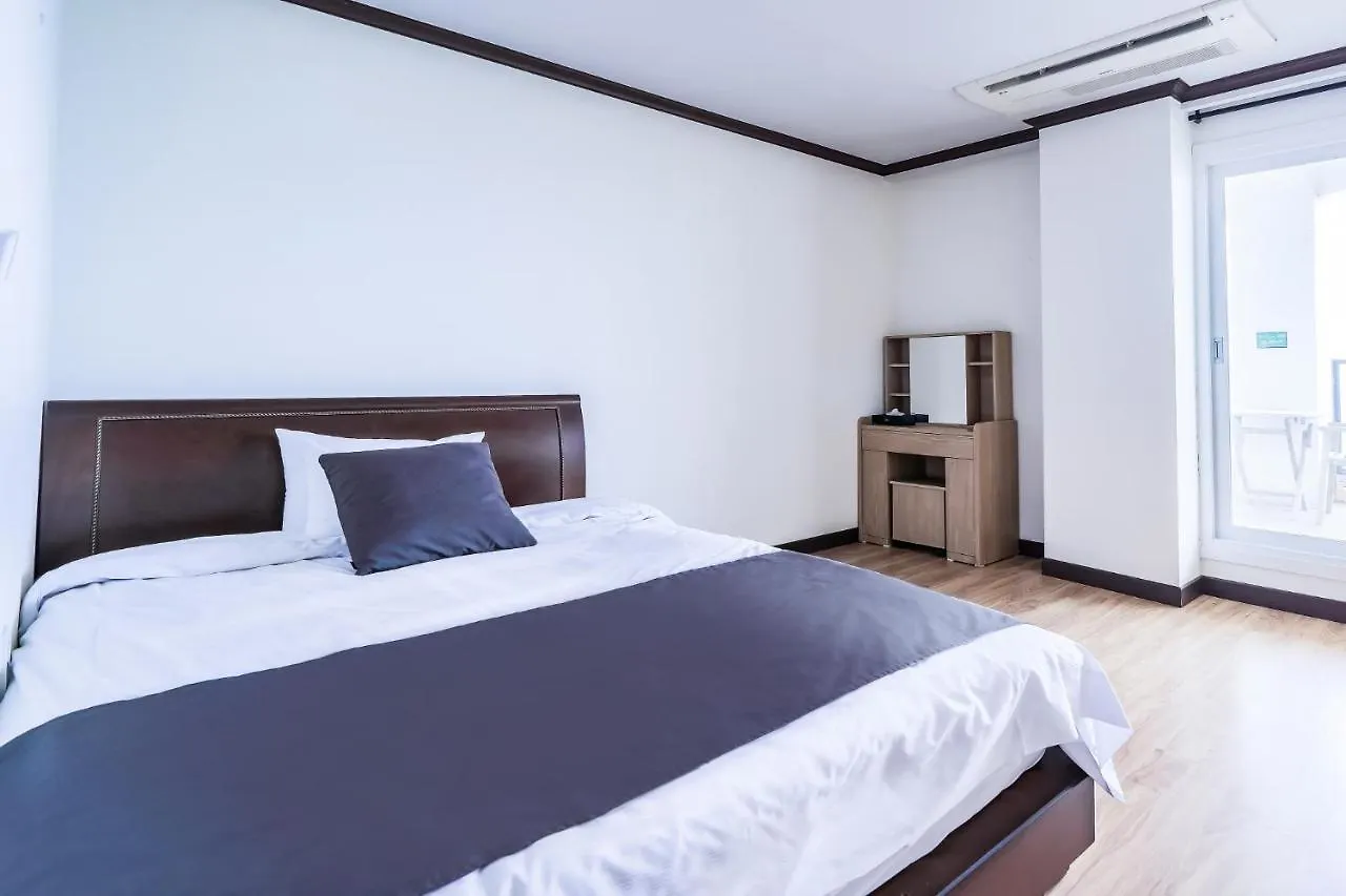 Cutie Pie Hotel Jeju