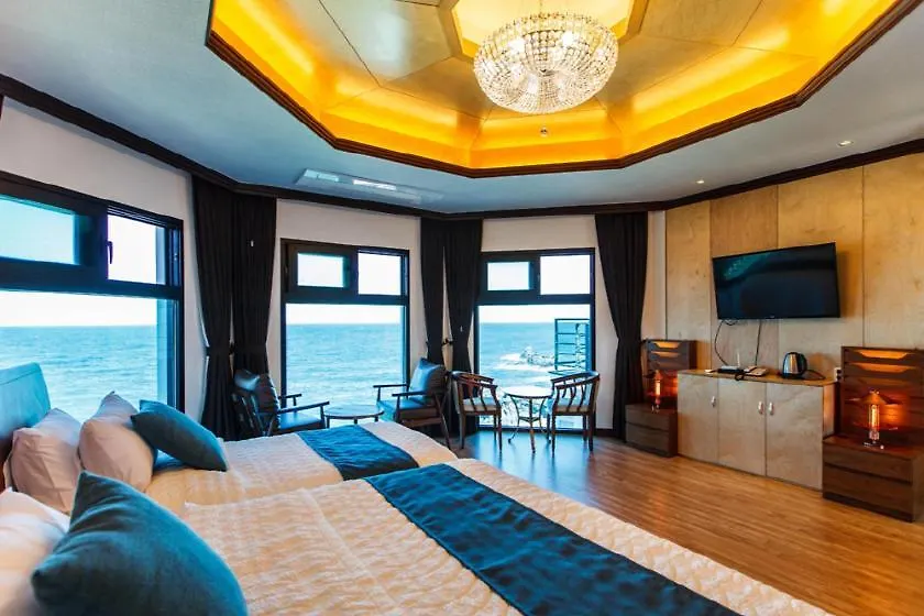 Cutie Pie Hotel Jeju 2*,  South Korea